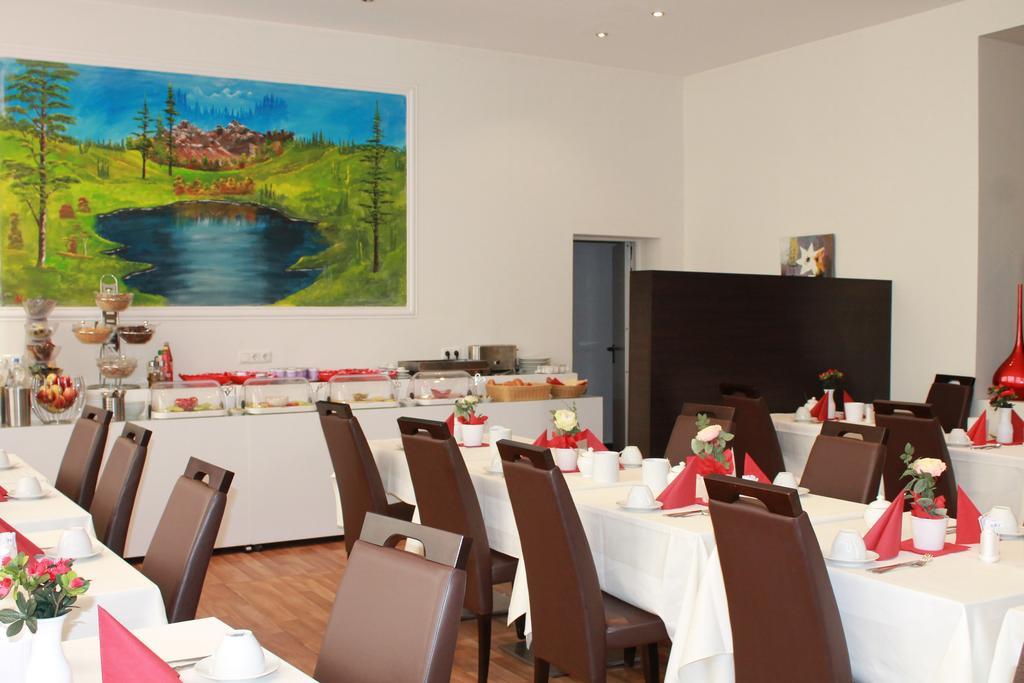 Aariana Hotel Offenbach-sur-le-Main Extérieur photo
