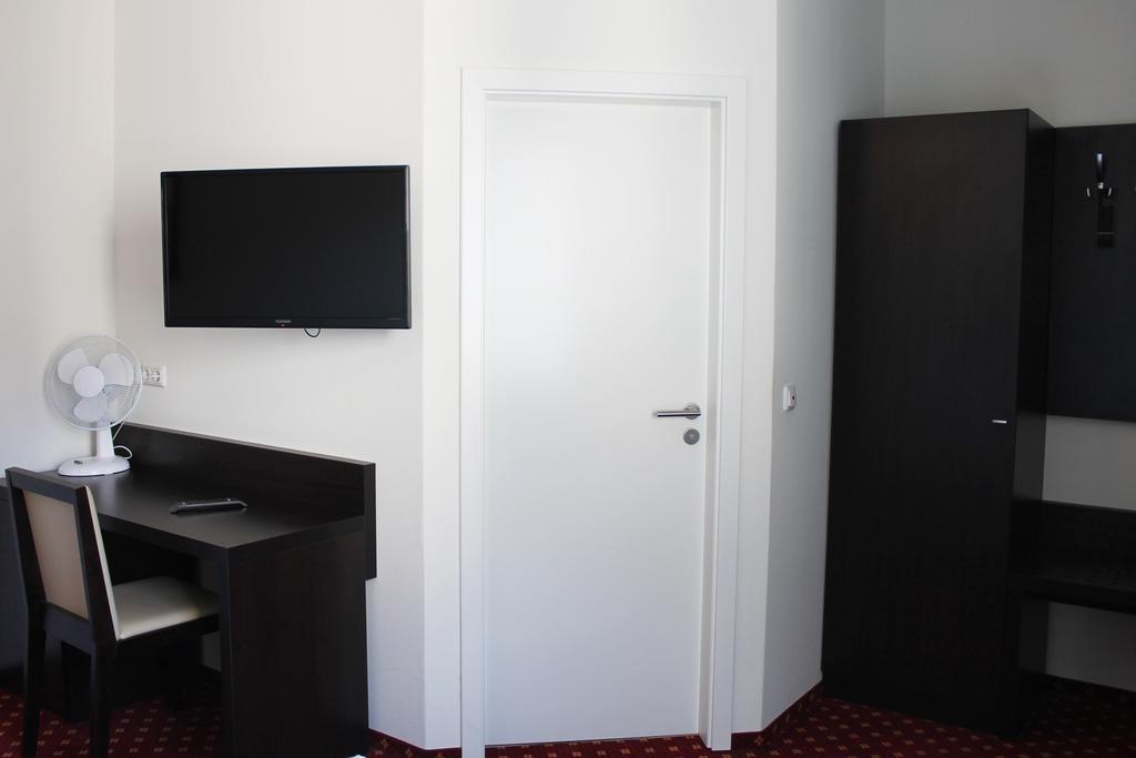 Aariana Hotel Offenbach-sur-le-Main Extérieur photo