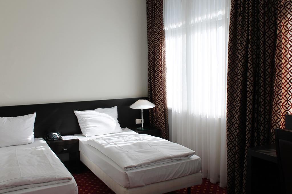 Aariana Hotel Offenbach-sur-le-Main Extérieur photo