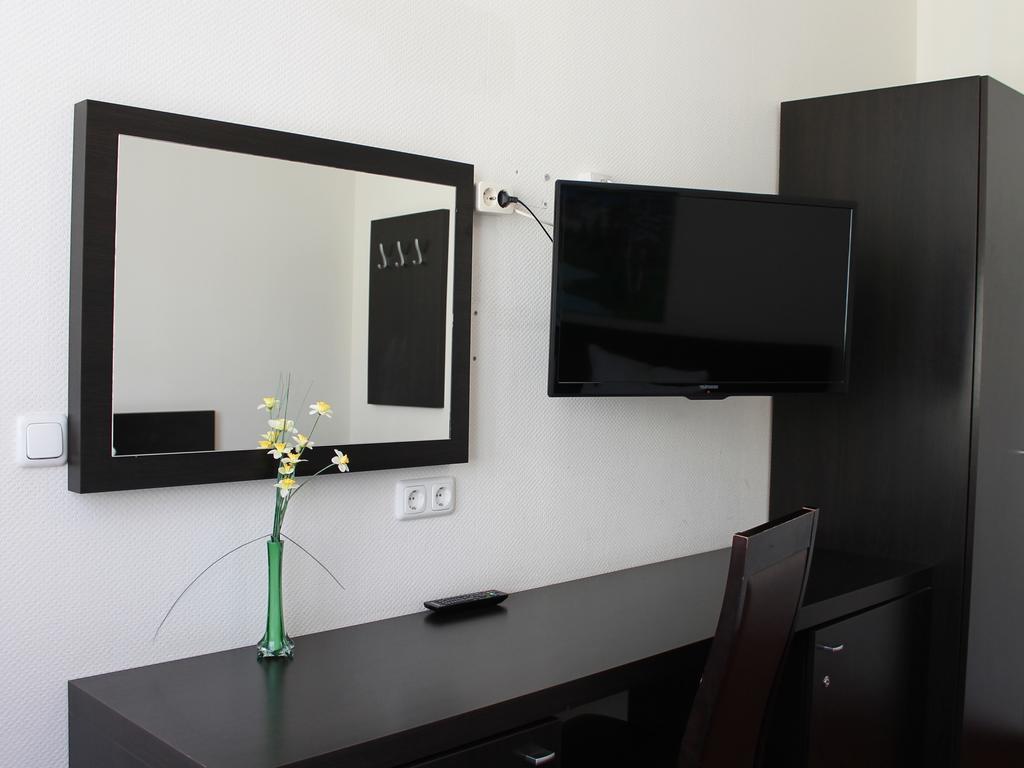 Aariana Hotel Offenbach-sur-le-Main Extérieur photo